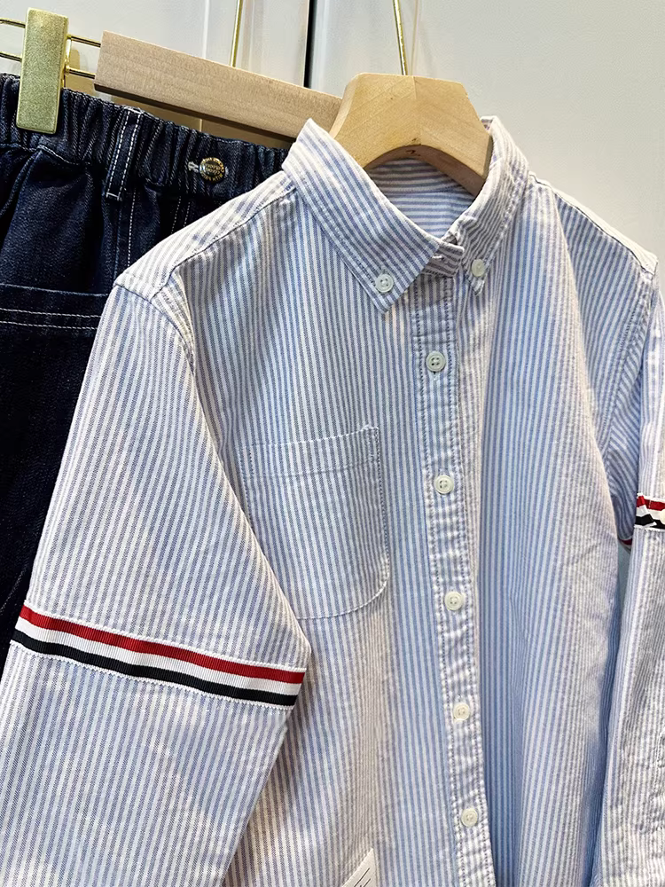 Áo sơ mi sọc TB cho bé trai 25 mùa thu kiểu mới cỡ vừa và lớn Áo sơ mi Oxford có họa tiết dành cho trẻ em Áo khoác thời trang cho bé trai