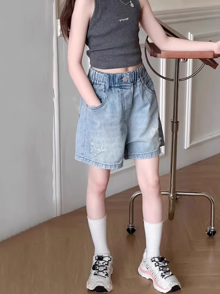Quần short denim trẻ em nữ kiểu mới 2025, quần hè mỏng cho bé gái, quần kiểu dáng thời trang đa năng, quần short chữ A hot trend