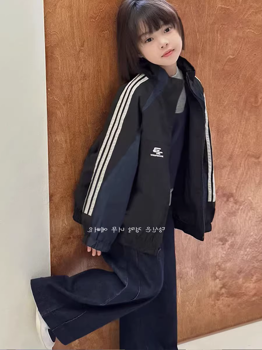 Áo khoác thể thao có cổ đứng, quần áo trẻ em mùa thu cho bé trai và bé gái, áo gió thời trang, áo dáng rộng hợp thời trang.