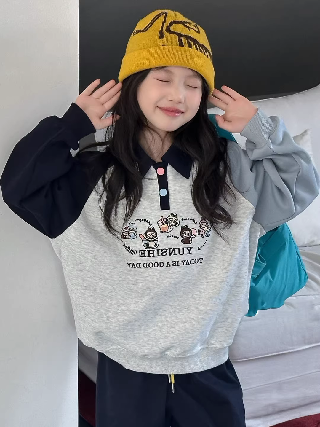 Áo nỉ phối màu cho bé gái, kiểu dáng rộng rãi họa tiết hoạt hình, áo dài tay đa năng, thích hợp để phối lớp, dành cho trẻ lớn, mặc hàng ngày mùa thu, phong cách dành cho bé trai.