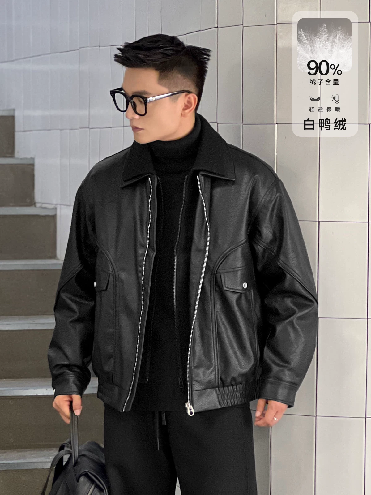 Số 22 mặc áo khoác lông vũ tiêu chuẩn quốc gia mới 90, mang lại cảm giác cao cấp và thiết kế giả hai mảnh dành cho áo khoác nam mùa thu đông.