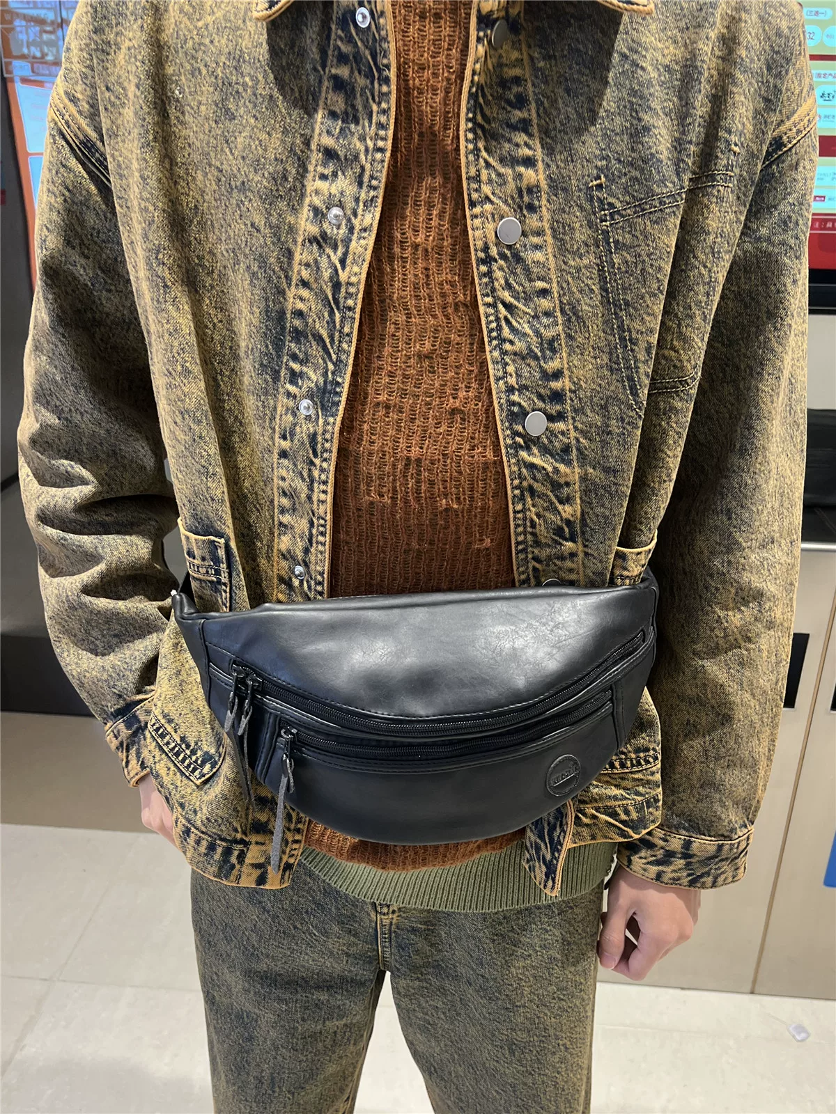 how2play Túi đeo chéo nam phong cách Hồng Kông Túi đeo chéo nam phong cách Nhật Bản và Hàn Quốc Túi đeo vai đơn thời trang Túi đeo thắt lưng Túi đeo chéo xe máy