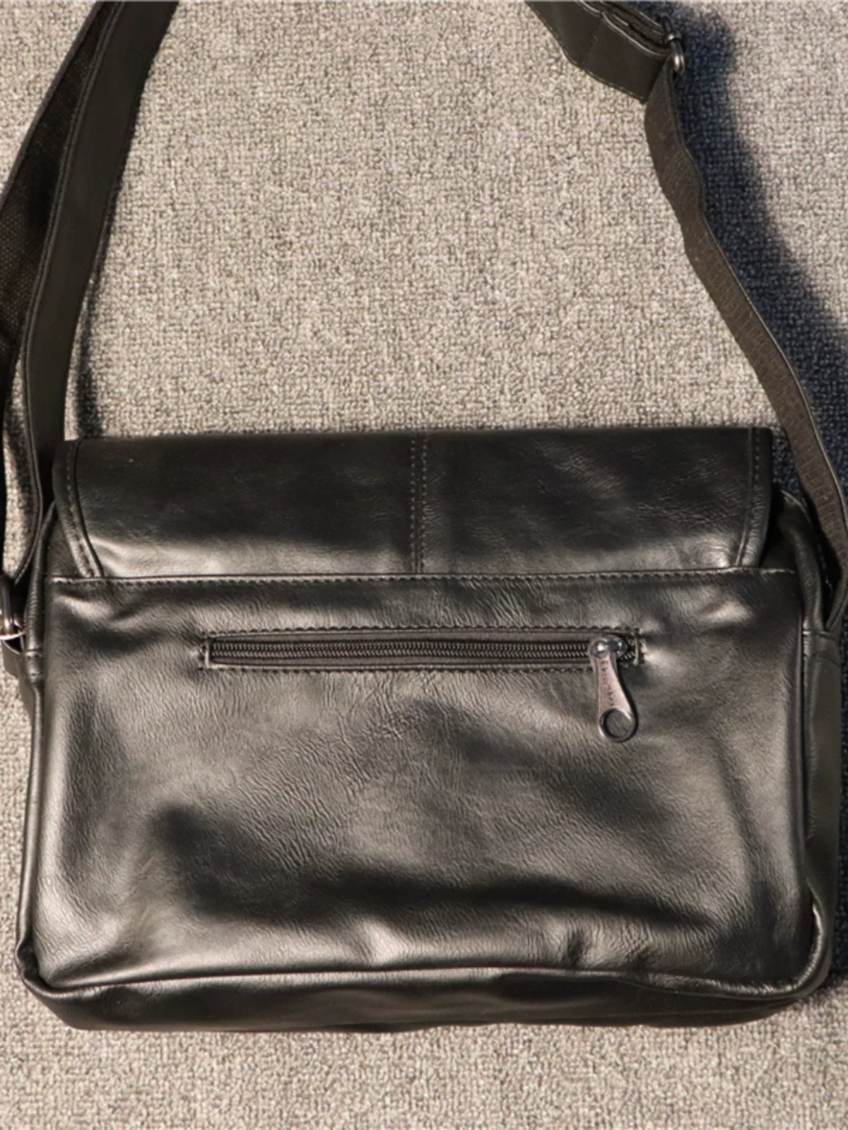 Túi đeo chéo nam thời trang ba ngăn, balo đeo chéo unisex cá tính, túi học sinh chất liệu PU phong cách xe máy