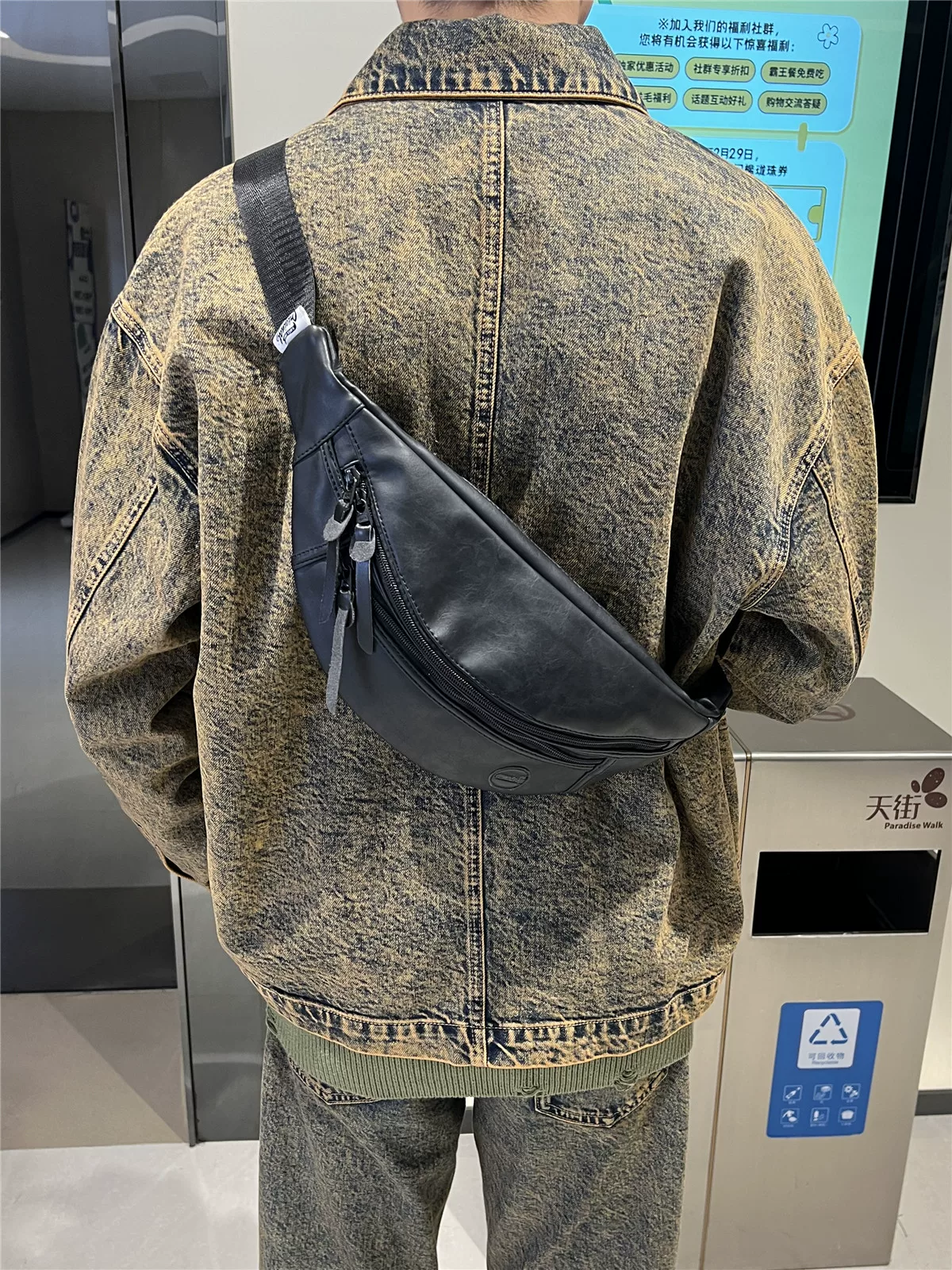 how2play Túi đeo chéo nam phong cách Hồng Kông Túi đeo chéo nam phong cách Nhật Bản và Hàn Quốc Túi đeo vai đơn thời trang Túi đeo thắt lưng Túi đeo chéo xe máy