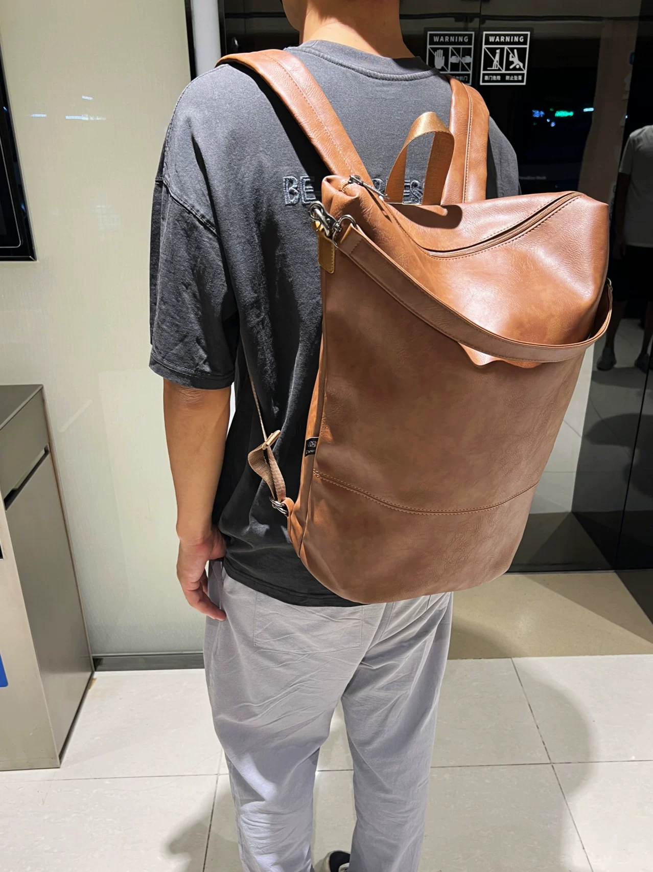 Ba lô nam cỡ lớn ba ngăn, ba lô du lịch cổ điển dành cho giới trẻ, túi xách da mềm phong cách sinh viên đại học.