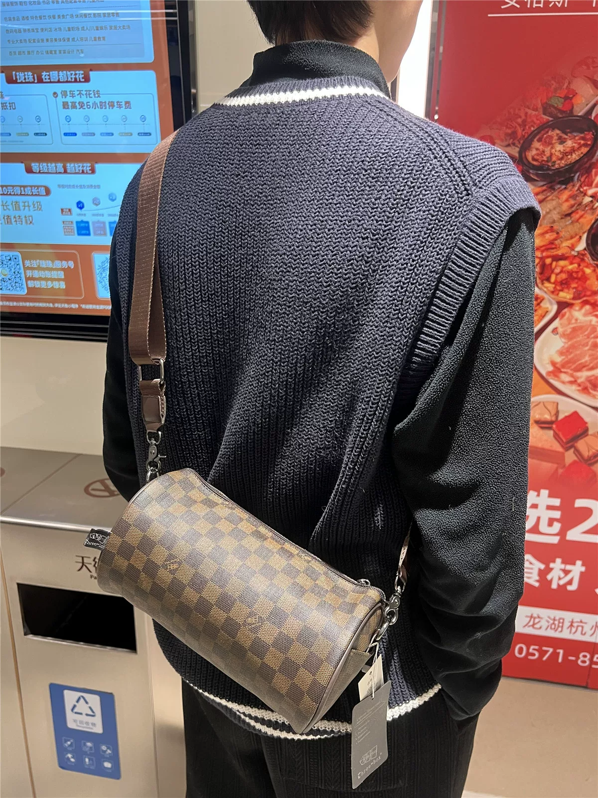 Túi đeo chéo nam ba ngăn kiểu dáng thời trang, họa tiết caro, balo nhỏ đeo vai đơn, túi đeo chéo nữ thời trang mới đa năng, kiểu dáng biker