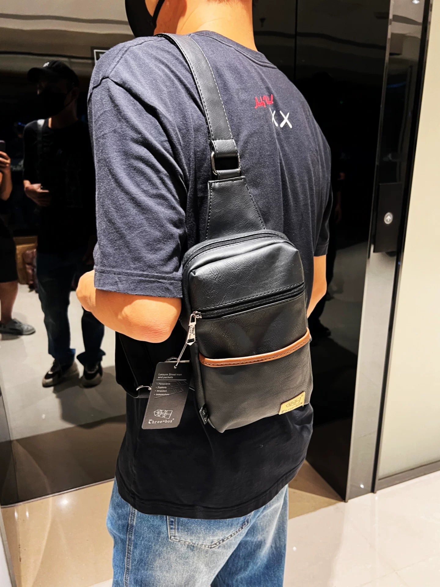 Ba hộp túi đeo ngực nam Nhật Bản và Hàn Quốc, túi đeo chéo một vai đơn giản, thời trang, hợp thời trang, túi đeo chéo nhỏ sọc đơn giản để đi làm.