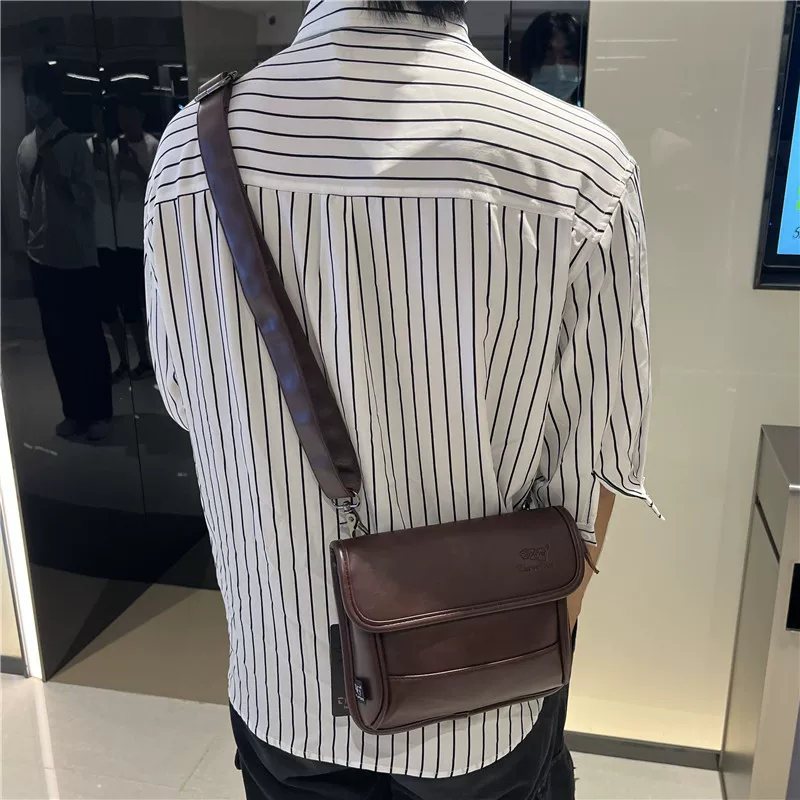 Túi đeo vai nam Hàn Quốc thời trang ba ngăn, kiểu đeo chéo đơn giản, phong cách retro hip-hop, túi nhỏ nữ