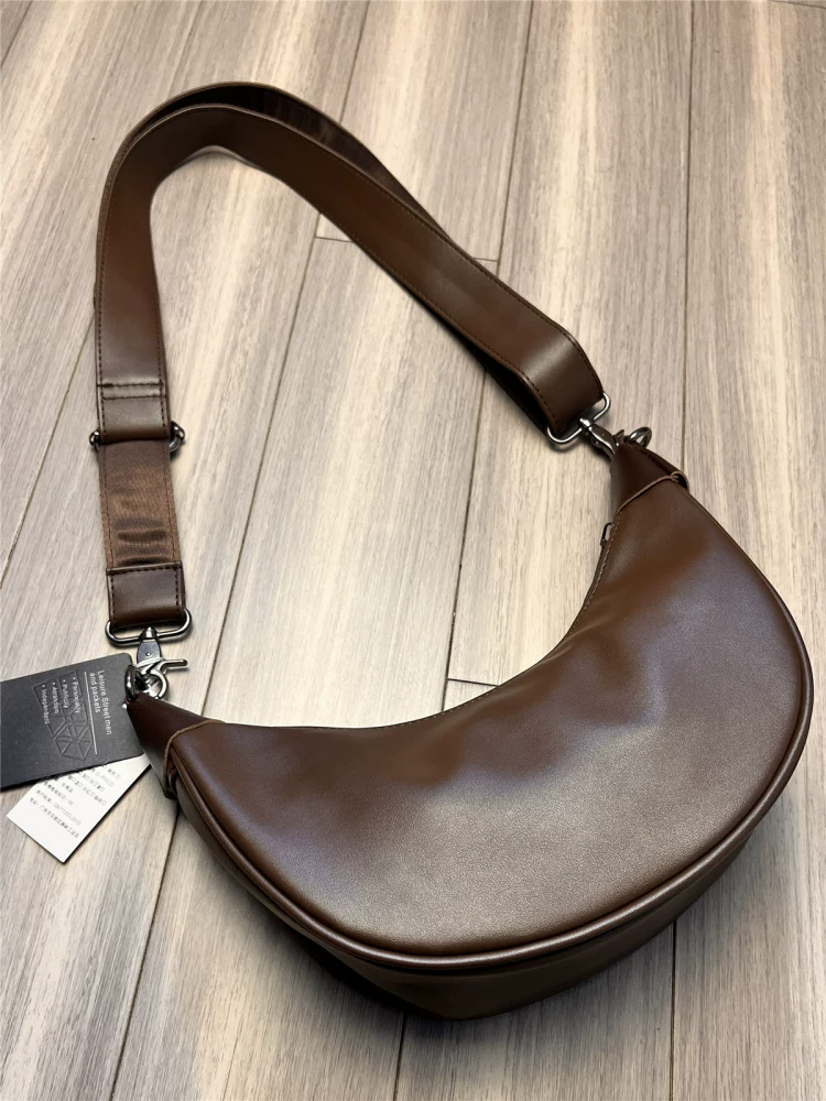 Túi đeo chéo nam thời trang đa năng kiểu dáng mới 2025, túi đeo vai đơn cá tính, túi hình lưỡi liềm độc đáo, balo dạng bánh bao