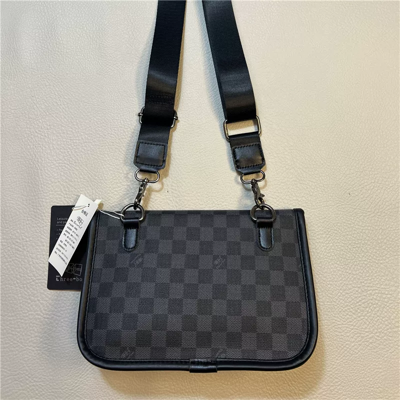 Túi đeo vai unisex họa tiết ca rô thời trang Threebox, túi đeo chéo nhỏ họa tiết caro, balo thời trang dã ngoại