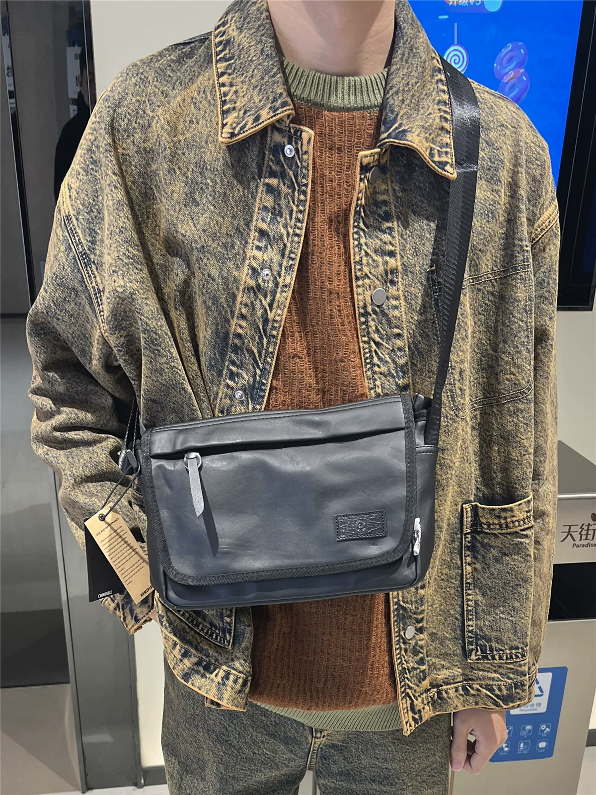 Túi đeo vai nam Howplay chất liệu da thật thông thường Túi xách nam Nhật Bản và Hàn Quốc ba lô thời trang có nắp lật túi đeo chéo thương hiệu hợp thời trang