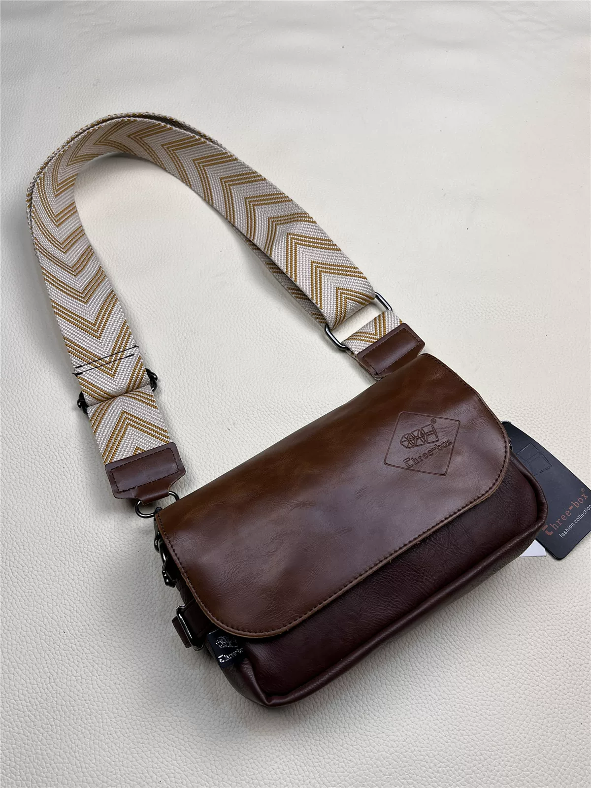 Túi đeo chéo nam phong cách Hàn Quốc 2025, dây đeo rộng, đa năng, unisex, chất liệu da thật, kiểu balo
