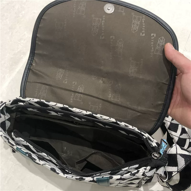 Threebox Túi đeo vai nam bằng vải canvas thời trang Nhật Bản và Hàn Quốc in hình sọc đeo chéo Túi xách nữ Ba lô Harajuku