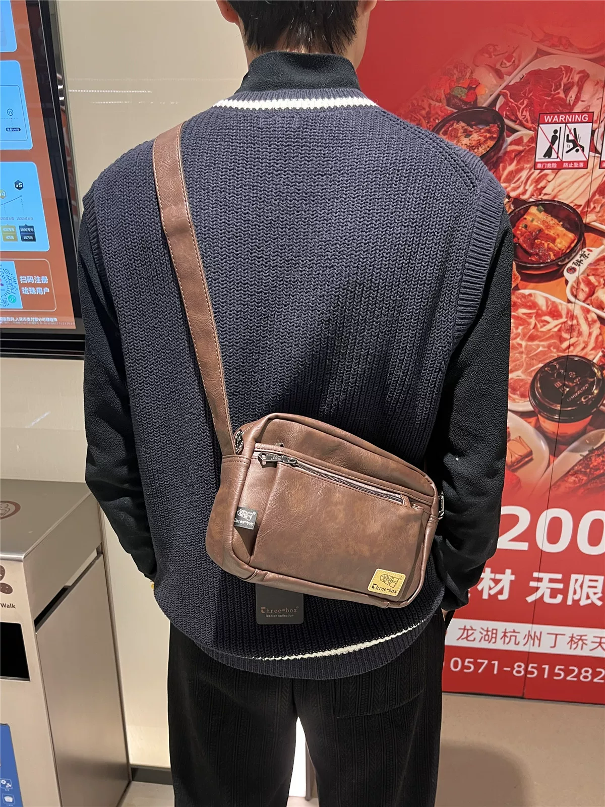 Túi đeo chéo nam 2024, balo nhỏ thời trang phong cách Nhật Bản, túi xách cá tính tiện dụng dành cho nữ trẻ