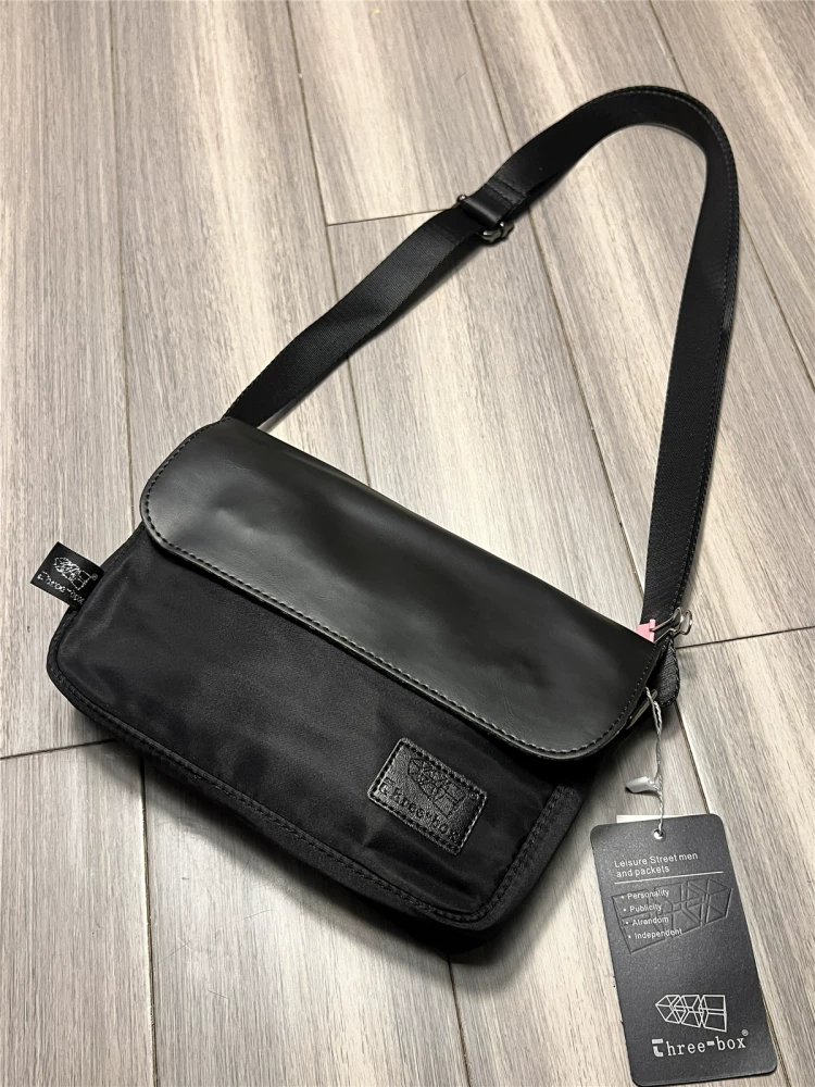 Ba hộp túi đeo vai bằng nylon mới dành cho nam năm 2025, túi đeo chéo dạng lật dành cho nam và nữ, túi nhỏ nhẹ, ví đựng điện thoại và tiền xu.