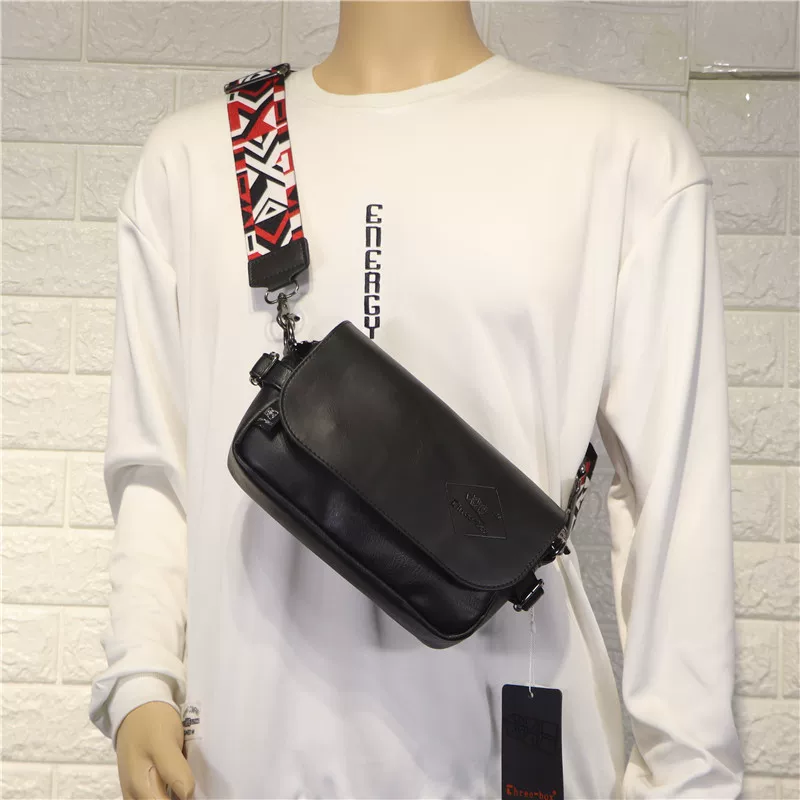 Threebox phiên bản Hàn Quốc phong cách Nhật Bản túi đeo vai nam kiểu dáng thời trang unisex kẻ sọc đeo chéo ba lô nhỏ túi đeo chéo nam