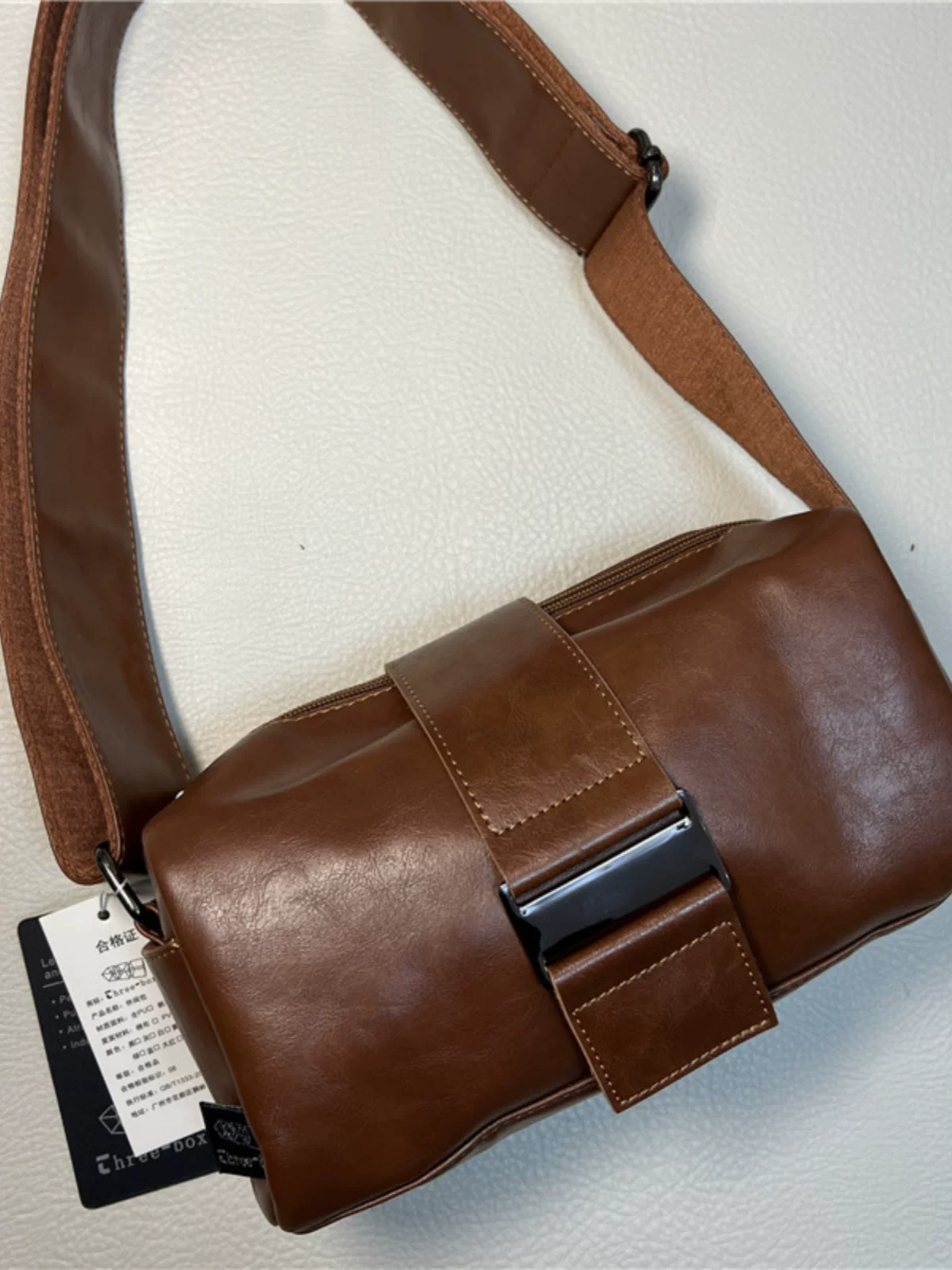 Túi đeo vai nam phong cách Trung Hoa Threebox, túi đeo chéo thời trang, túi đeo chéo thể thao thương hiệu thời thượng, kiểu dáng xe máy cá tính.