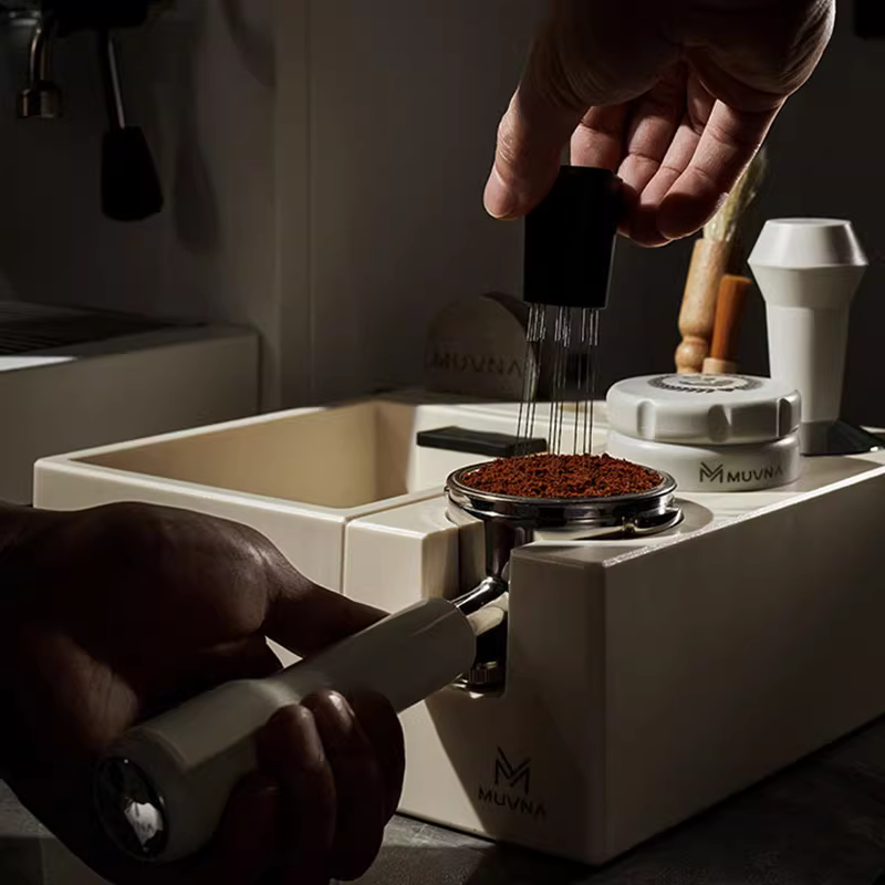 Giá đỡ tamper đa năng, đế tamper, tay cầm, giá đỡ máy pha cà phê Ý MUVNA chất liệu ABS