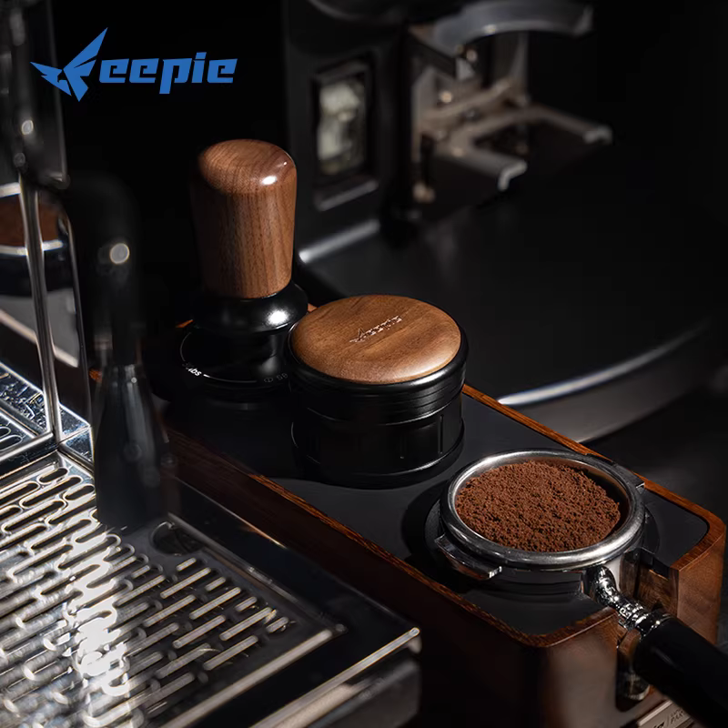 Máy pha cà phê dạng bột Feepie với hệ thống cấp liệu bằng trọng lực cho máy pha cà phê espresso, dụng cụ nén cà phê, máy ép và giá để đồ