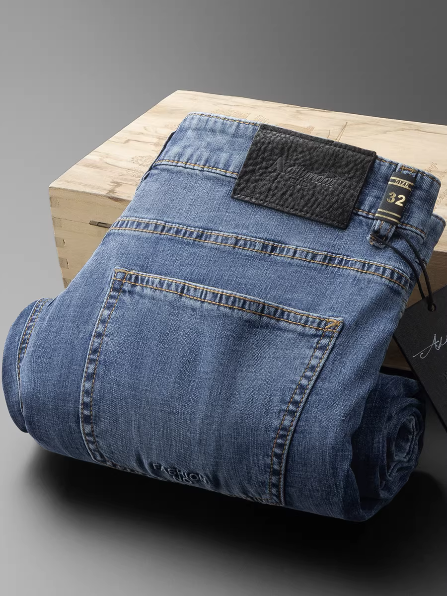 Quần jean cotton co giãn nhẹ, mới mùa xuân hè dành cho nam, kiểu dáng thẳng, màu xanh, đa năng, chất liệu mềm mại.