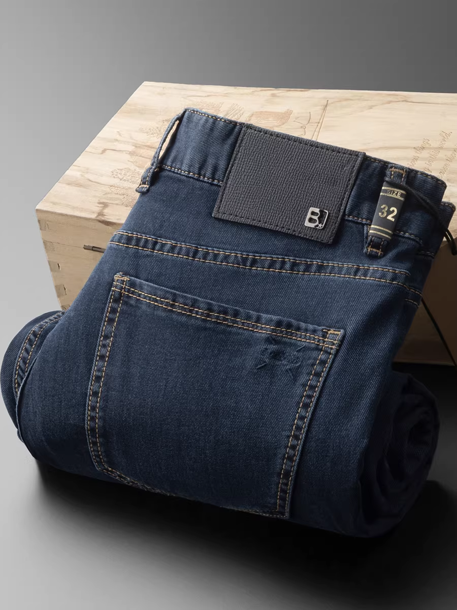 Quần jean nam chất liệu cotton Tencel co giãn nhẹ, kiểu dáng thẳng, màu xanh đậm, đa năng, giặt mềm, phong cách thường ngày, thích hợp cho mùa hè.