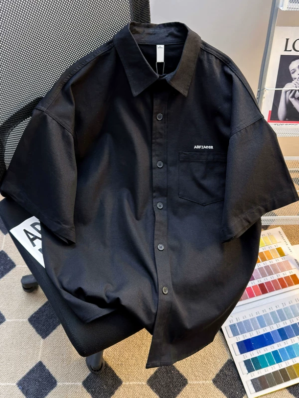 Áo sơ mi ngắn tay kiểu Nhật dành cho nam, mẫu mới mùa hè, dáng rộng, áo sơ mi tay lửng, mát mẻ và sành điệu, cổ bẻ, áo khoác công sở thông thường.