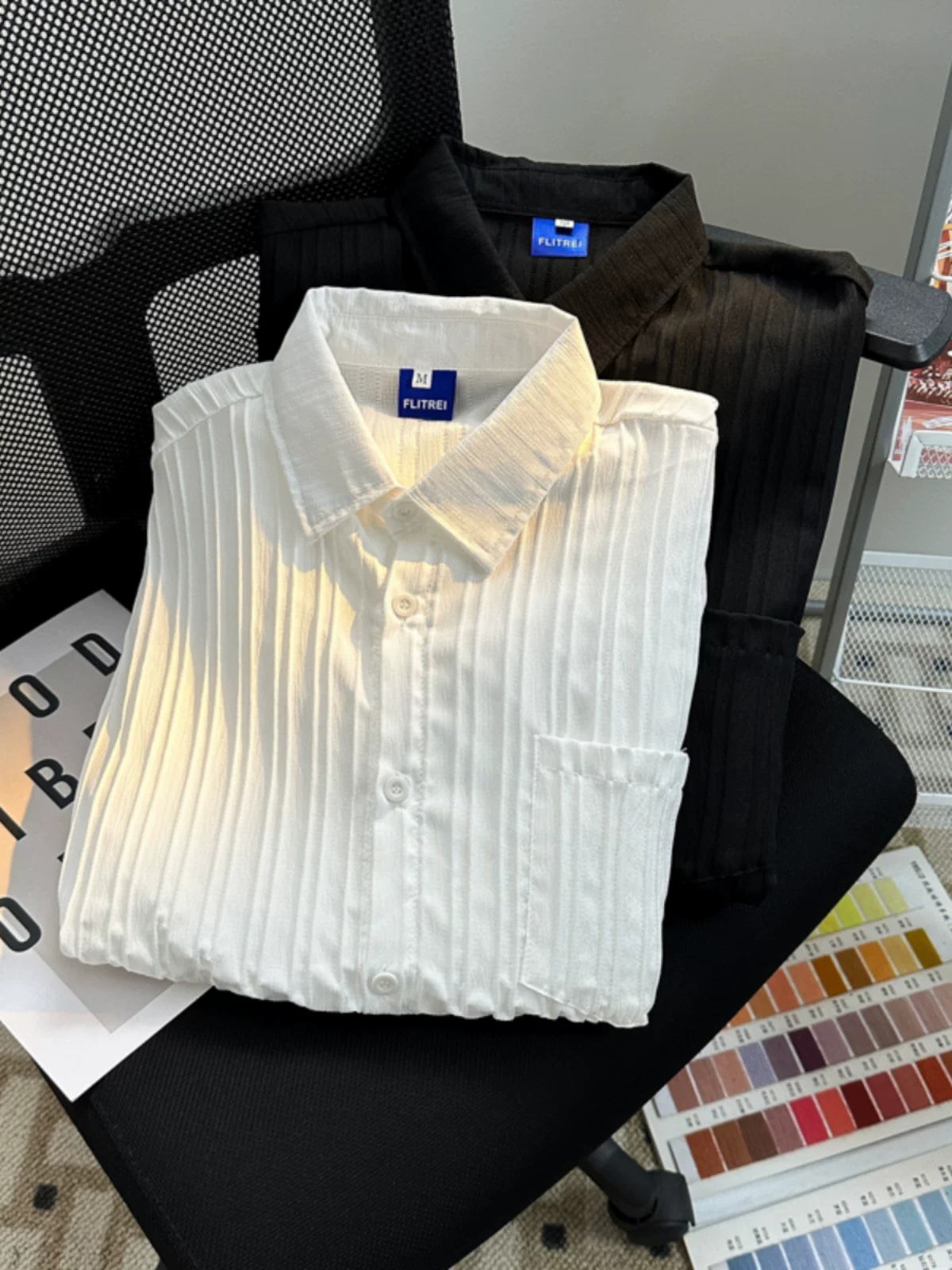 Áo sơ mi nam tay ngắn họa tiết sọc, áo sơ mi lụa băng phong cách lười biếng, áo kiểu Hàn Quốc rộng rãi, mát mẻ, hợp thời trang mùa hè