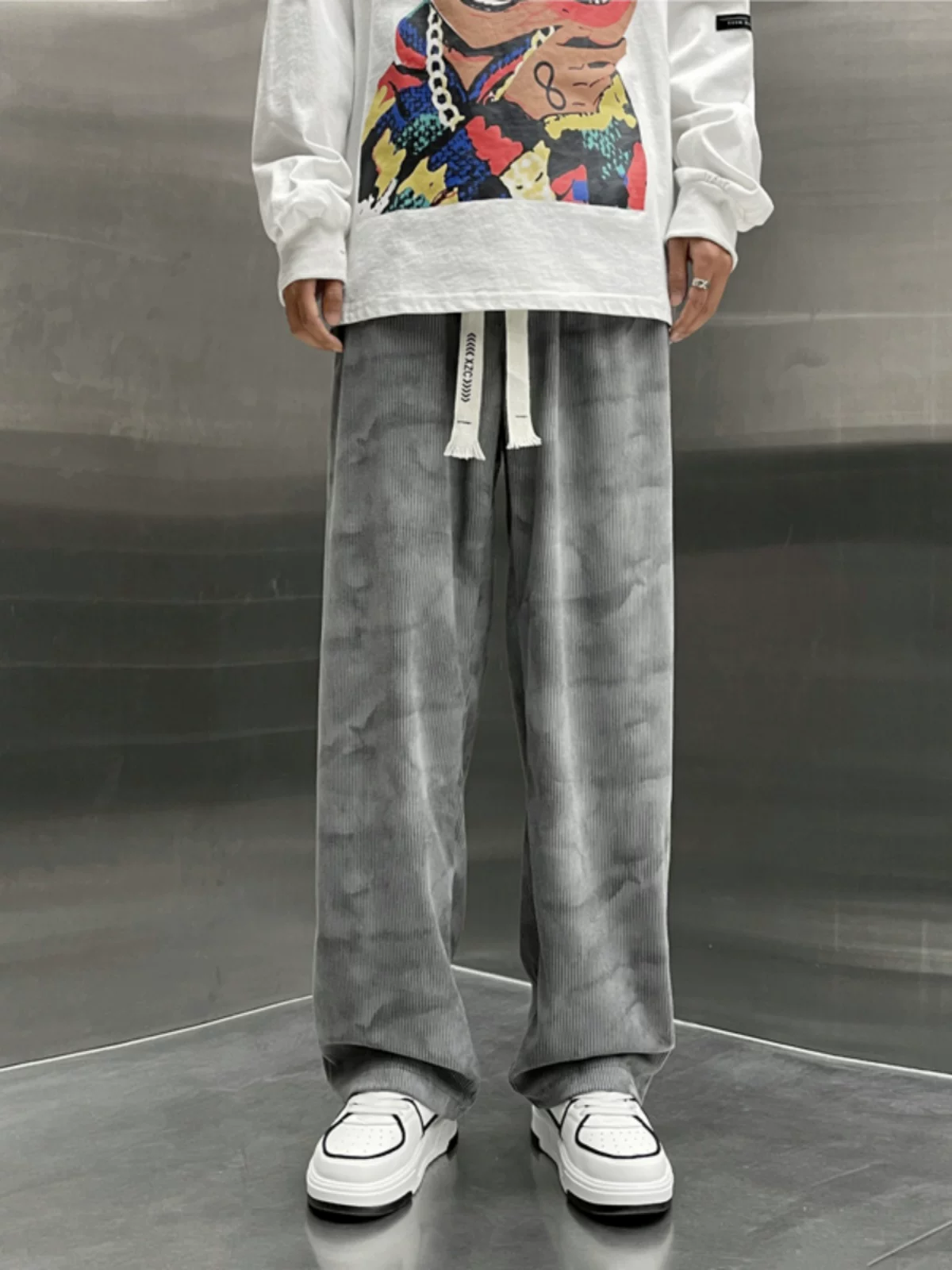 Quần nhung kẻ sọc kiểu Nhật dành cho nam, mùa xuân thu, quần thường ngày nhuộm tie-dye thiết kế, thương hiệu thời thượng, quần ống rộng thoải mái.