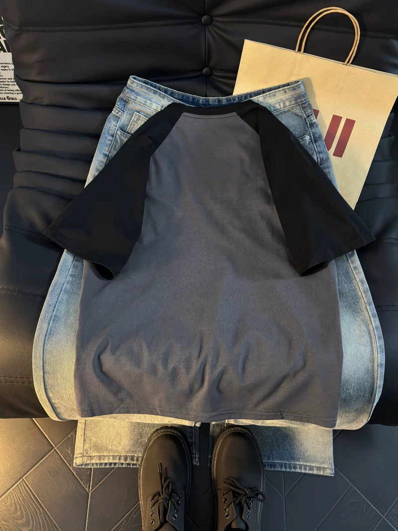 Áo thun nam tay ngắn phối màu sọc đơn giản, kiểu dáng thời trang mùa hè, form rộng, phong cách retro Mỹ.