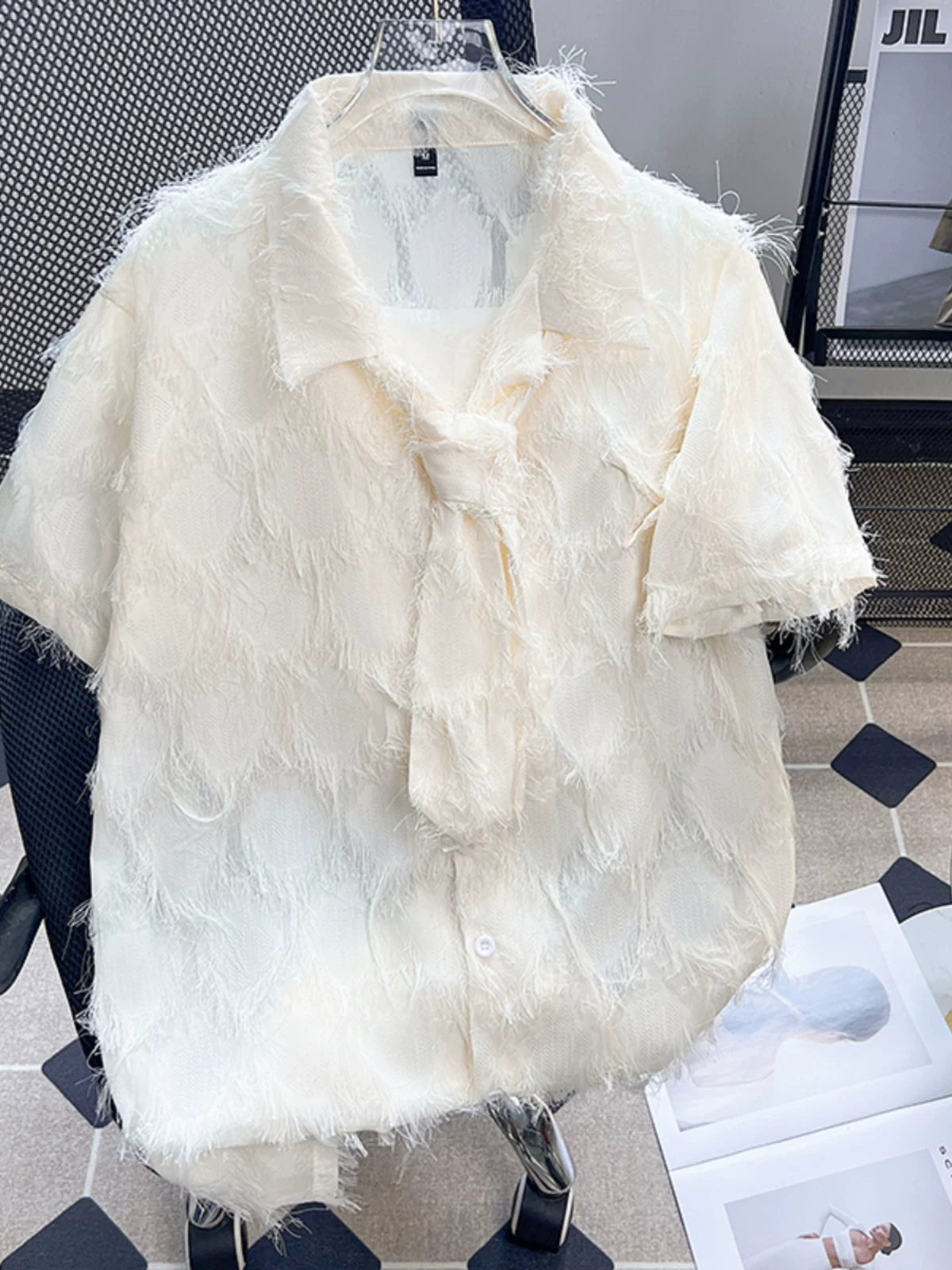 Áo sơ mi nam tay ngắn viền tua rua, áo cao cấp mùa hè mát mẻ và sành điệu, áo khoác cặp đôi phong cách Mỹ rộng rãi hợp thời trang.