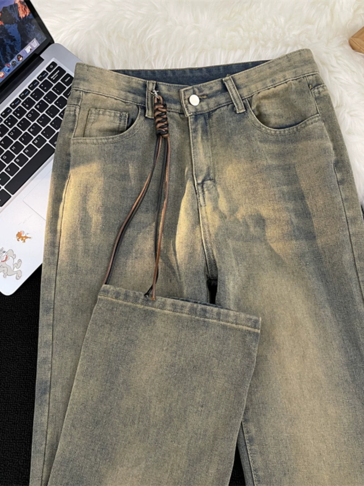 Quần jeans thiết kế phong cách INS mùa xuân dành cho nam, quần ống loe retro Mỹ, quần dài ống rộng vintage thời thượng.