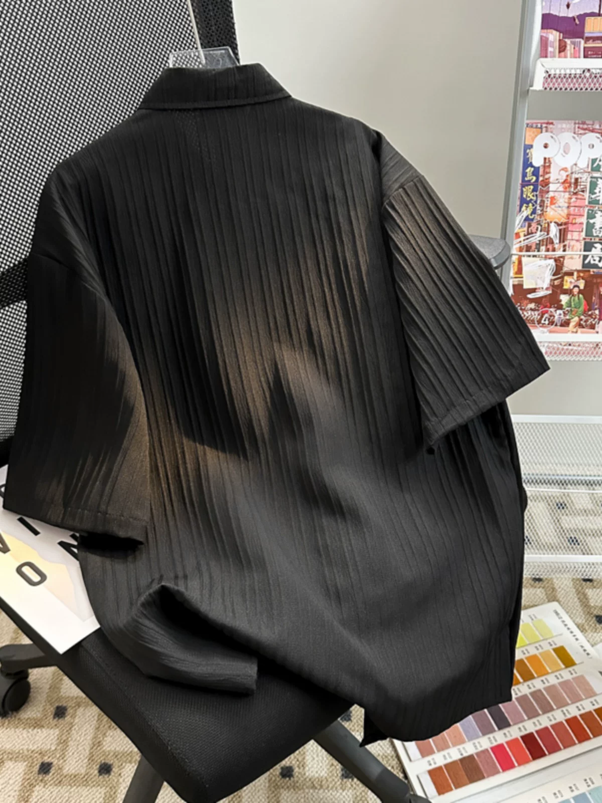 Áo sơ mi nam tay ngắn họa tiết sọc, áo sơ mi lụa băng phong cách lười biếng, áo kiểu Hàn Quốc rộng rãi, mát mẻ, hợp thời trang mùa hè