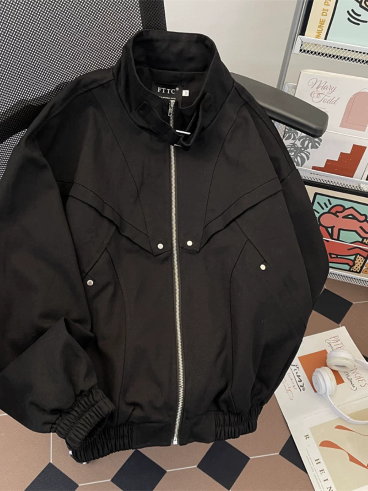 Áo khoác cổ đứng bằng vải canvas đã qua xử lý, thiết kế ngắn, phong cách phi công Mỹ thời thượng mùa xuân thu dành cho nam.