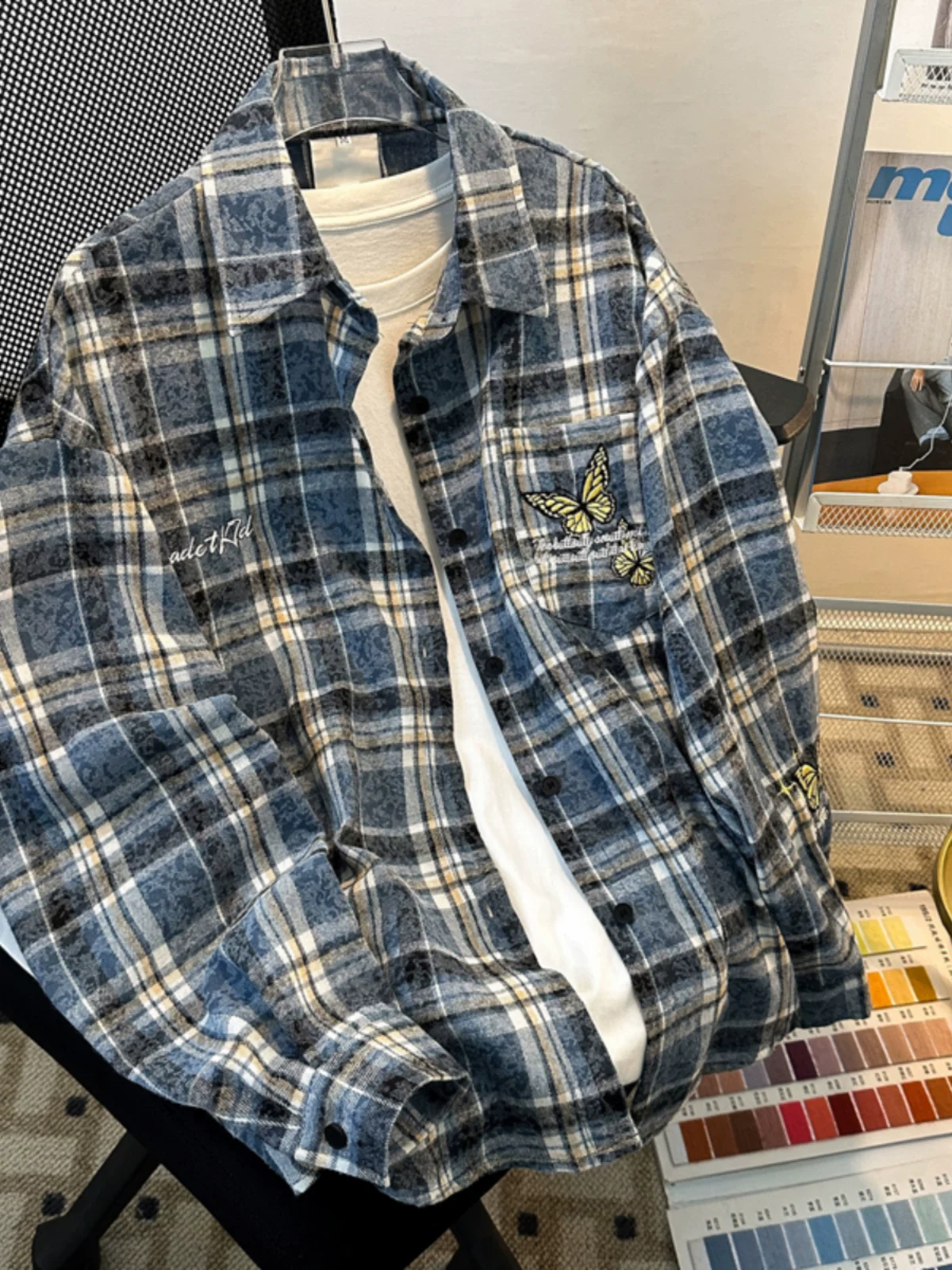 Áo sơ mi kẻ sọc thêu tie-dye nam dài tay phong cách Mỹ cổ điển áo sơ mi mùa xuân thu hợp thời trang thương hiệu áo khoác cặp đôi dáng rộng