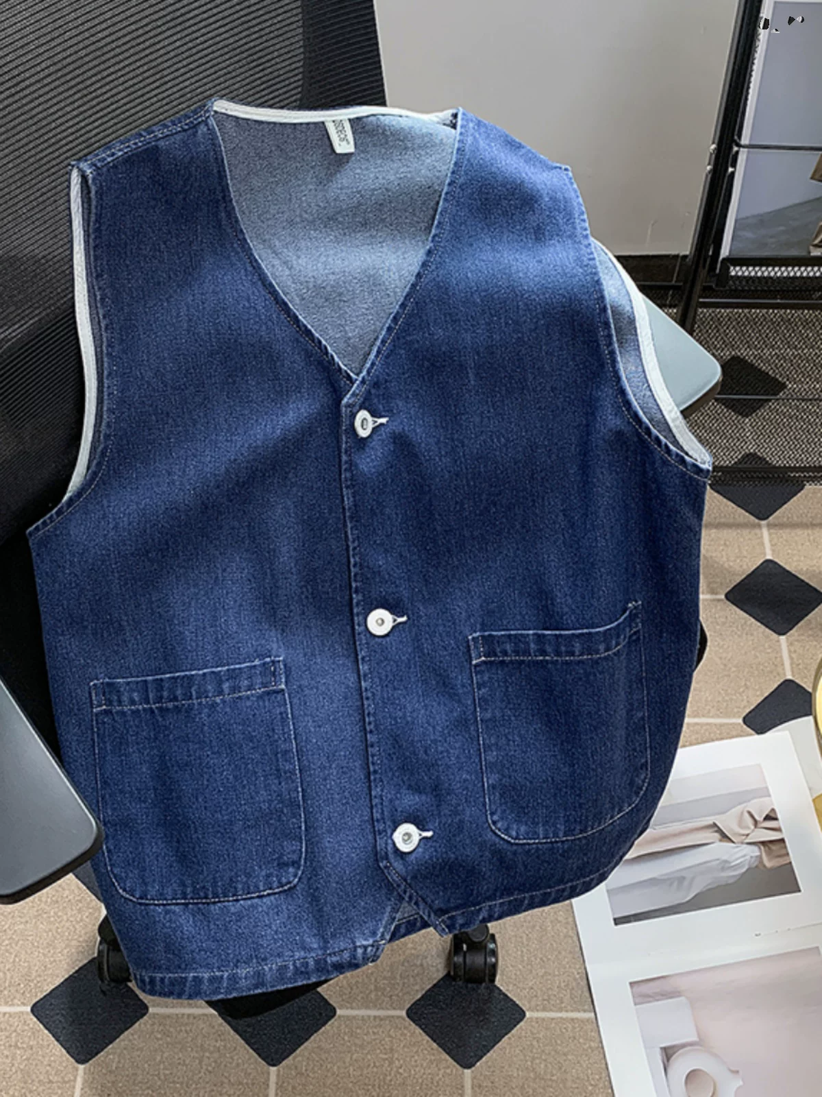 Áo vest denim cổ điển của Mỹ dành cho nam giới, thương hiệu thời thượng, áo vest công sở cổ chữ V rộng rãi, áo khoác vest đa năng có thể giặt được mùa xuân thu.