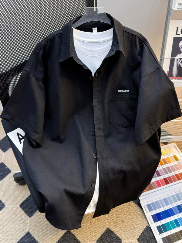 Áo sơ mi ngắn tay kiểu Nhật dành cho nam, mẫu mới mùa hè, dáng rộng, áo sơ mi tay lửng, mát mẻ và sành điệu, cổ bẻ, áo khoác công sở thông thường.