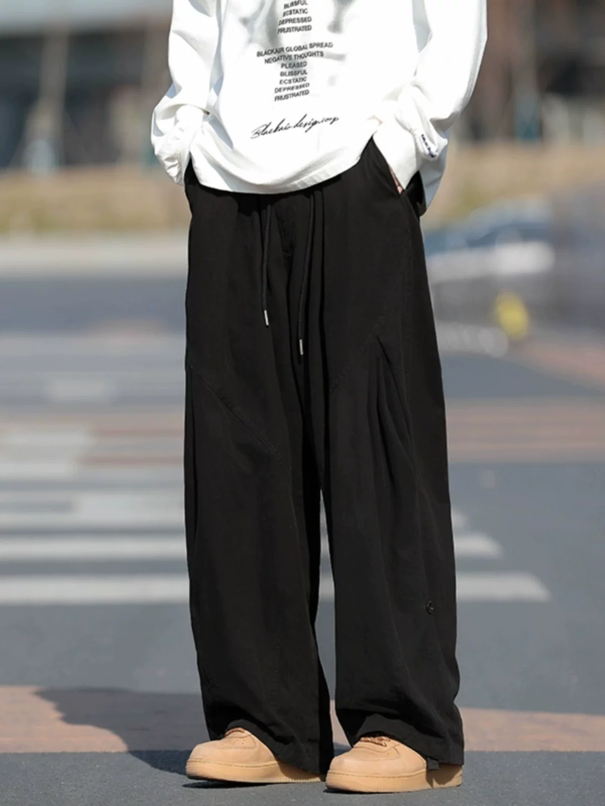 Quần cityboy phong cách Nhật Bản mùa xuân thu dành cho nam, quần dài chạm đất đa năng, dáng suông, quần cargo ống rộng thoải mái.