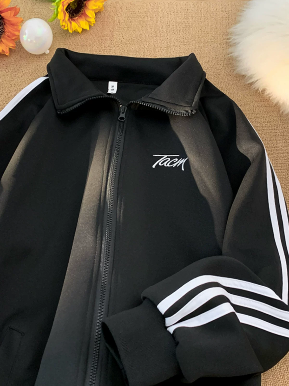 Áo len cardigan ba sọc kiểu Mỹ dành cho nam, cổ đứng, áo khoác thể thao dáng rộng, áo khoác ngoài thông thường đa năng hợp thời trang thu đông.