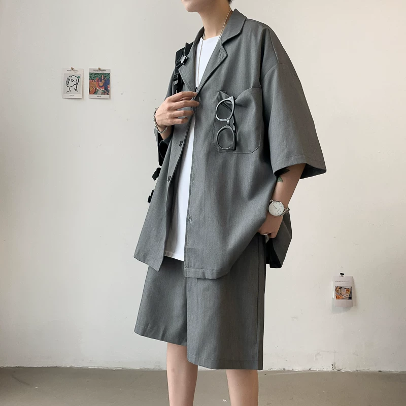 Bộ vest nam thường ngày, áo khoác tay lửng phong cách Hồng Kông mùa hè, áo blazer đa năng phong cách Hàn Quốc, quần short rộng rãi.