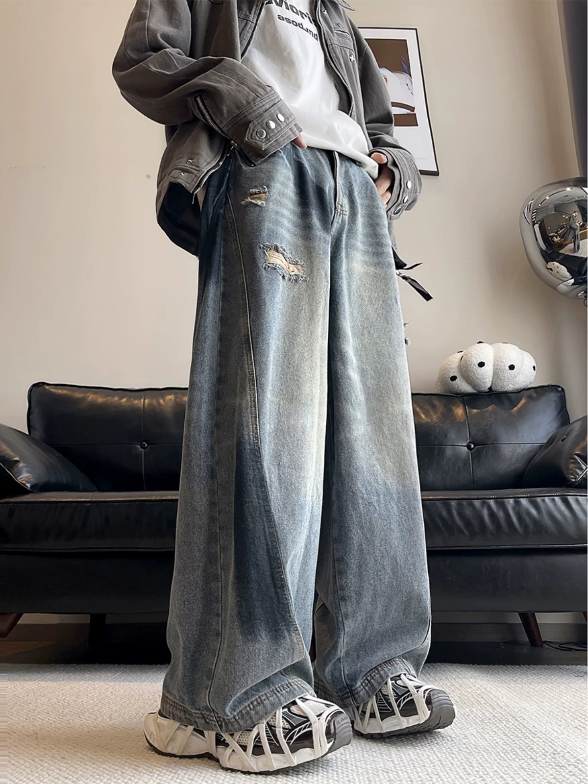 Quần jeans rách phong cách retro Mỹ dành cho nam, quần ống rộng thoải mái mùa xuân thu, thương hiệu thời thượng, giặt mài và tạo hiệu ứng cũ kỹ, quần dáng cong.