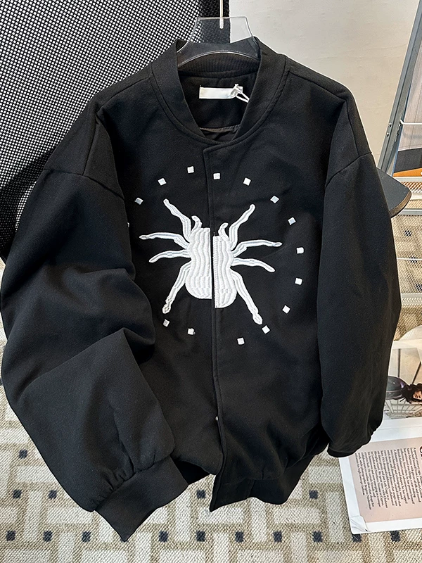 Áo khoác thêu hình nhện phong cách đường phố cao cấp dành cho nam, phong cách xuân thu mới, áo khoác bóng chày cặp đôi cá tính, áo khoác ngoài rộng rãi hợp thời trang.