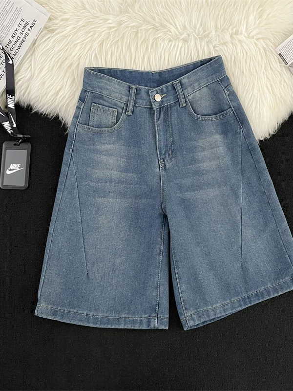 Quần short denim ống đứng đã qua giặt cho nam, quần năm phần dáng rộng hợp thời trang mùa hè, quần dài vừa phải phong cách retro Nhật Bản đơn giản giản dị.
