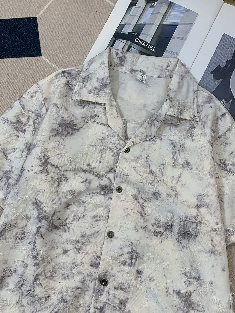 Áo sơ mi ngắn tay kiểu Mỹ nhuộm màu tie-dye dành cho nam, áo sơ mi dáng rộng thương hiệu thời thượng mùa hè với thiết kế sành điệu, áo nửa tay mát mẻ.