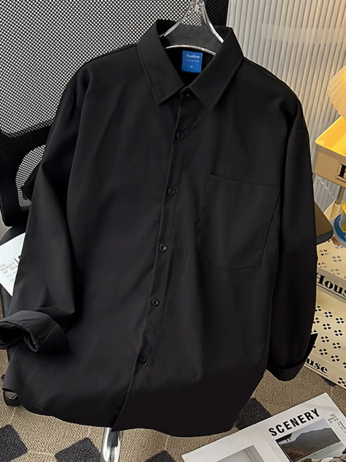 Áo sơ mi nam tay dài màu trơn đơn giản, kiểu dáng thời thượng cao cấp, chất liệu lụa đá mỏng nhẹ, áo sơ mi mùa hè rộng rãi thoải mái.