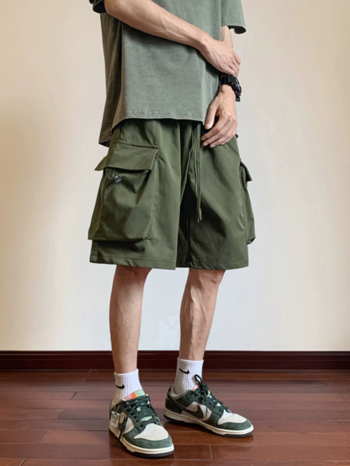 Quần short công sở mỏng mùa hè dành cho nam, quần nhiều túi rộng rãi, phong cách BF thời thượng, quần short năm điểm kiểu Mỹ phong cách Hồng Kông.