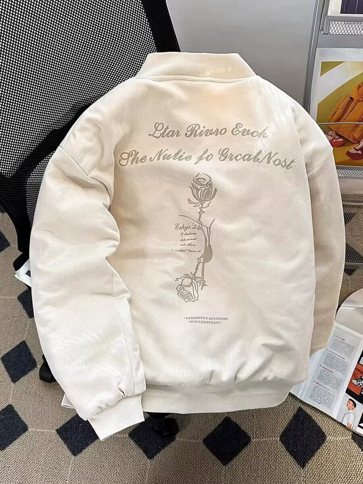 Áo khoác cotton da lộn kiểu Mỹ dành cho nam, thiết kế mùa đông, áo khoác bóng chày dày dặn, áo khoác cotton ấm áp thời trang dành cho cặp đôi.