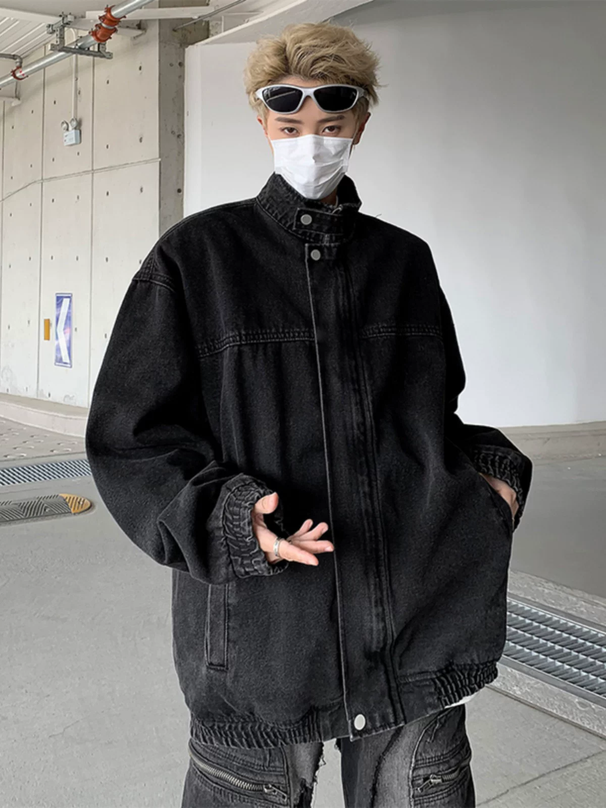 Áo khoác denim cổ điển Mỹ dành cho nam, dáng rộng, cổ đứng, kiểu giặt mài, áo khoác thời trang mùa xuân thu.