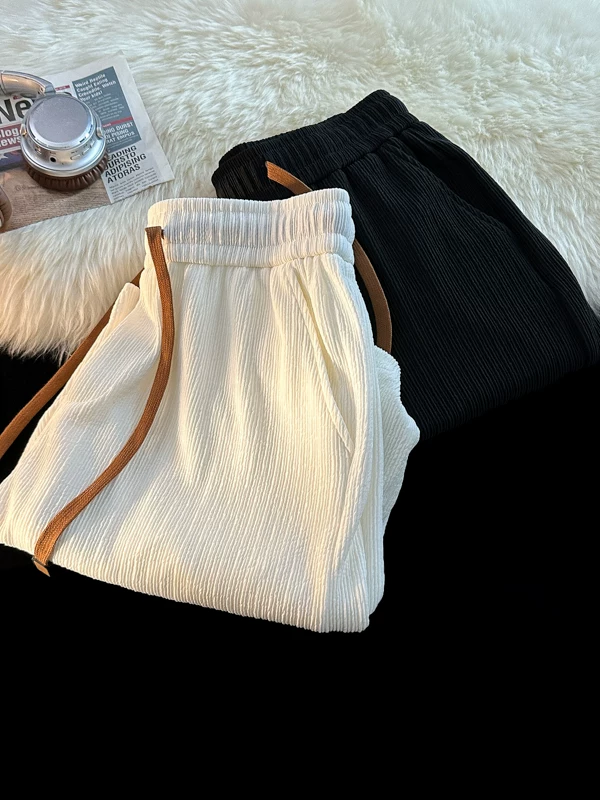 Quần short vải lụa mát mẻ mùa hè dành cho nam, phong cách Hồng Kông, có dây rút, đa năng, quần short dài vừa phải, rộng rãi, hợp thời trang, thể thao, giản dị.