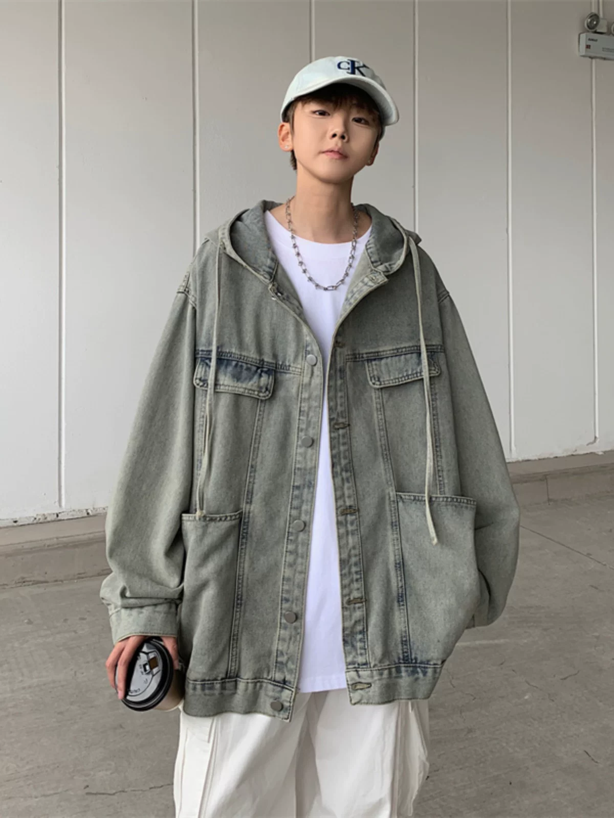 Áo khoác denim đường phố cao cấp dành cho nam giới hợp thời trang kiểu Mỹ cổ điển retro áo khoác mùa xuân và mùa thu quần áo bảo hộ lao động có mũ trùm đầu rộng rãi