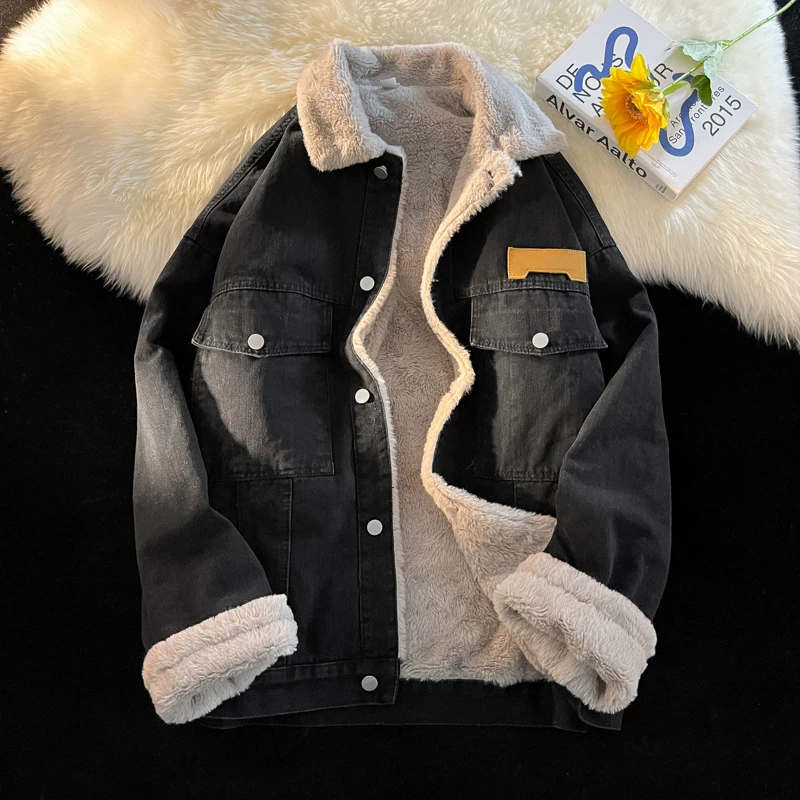Áo khoác denim len cừu nam, dáng rộng mùa đông, lót lông cừu, áo khoác cotton dày, phong cách Nhật Bản, đã qua xử lý giặt, thương hiệu thời thượng, áo khoác cotton cặp đôi phong cách ins.